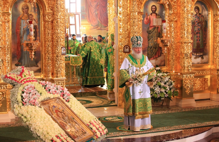 Consecration by His Holiness Patriarch Kirill of the Holy Trinity Cathedral in the village of Bancheny, Chernivtsi region