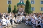 Commemorative picture. Metropolitan Onufriy, His Holiness Patriarch Kirill and Archimandrite Longuin with Molnytsia orphanage inmates
