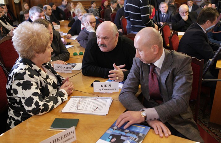 Working meeting of Dmitry Firtash, FEU President with business community of Chernivtsi region