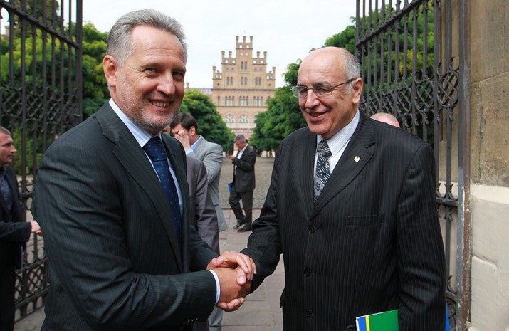 Stepan Melnychuk, President of Chernivtsi National Yu. Fedkovych University, and Dmitry Firtash, President of the Federation of Employers of Ukraine