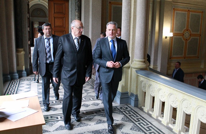 Stepan Melnychuk, President of Chernivtsi National Yu. Fedkovych University and Dmitry Firtash, President of the Federation of Employers of Ukraine