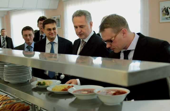 Dmitry Firtash visited the new dining room for STIROL staff