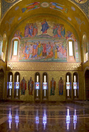 The remodeling works included the renovation of the Cathedral’s dome and restoration of the unique golden mosaic