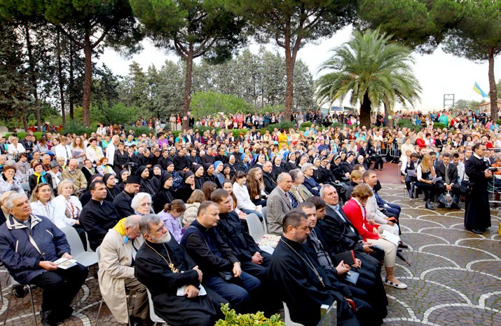 Over 11 thousand worshippers arriving from more than 20 countries took part in the liturgies