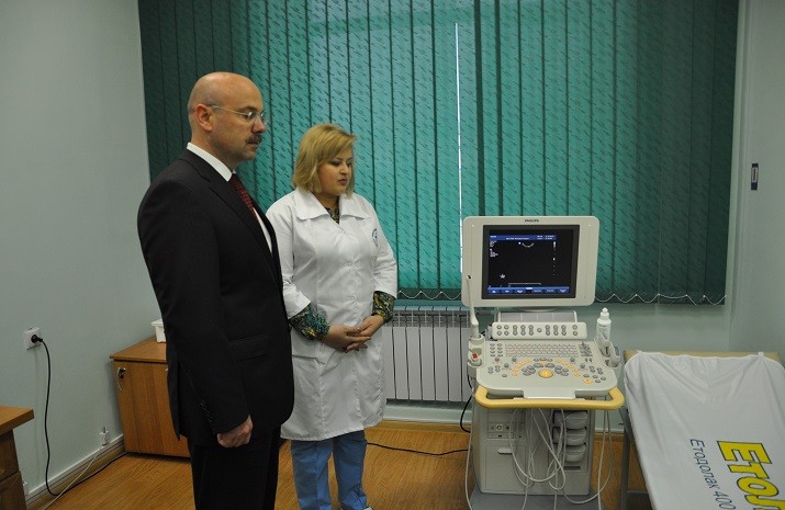 The new clinic is equipped with the latest technology, including a unique ultrasound machine, the only one in the region